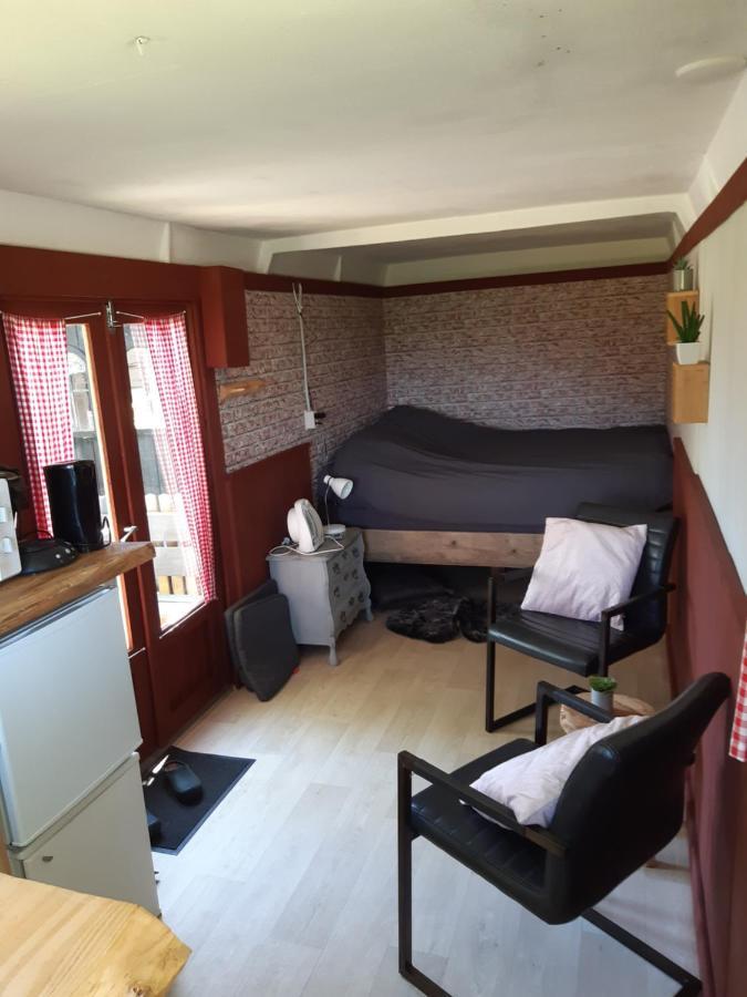 Pipowagen 'Klein Hoonhorst' Apartment Putten Bagian luar foto
